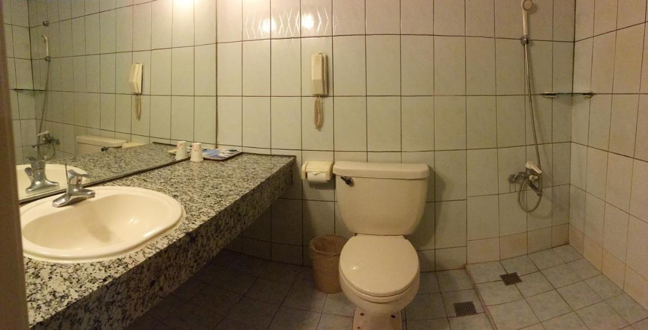 Hotel 文南哥爸妻夫飯店 Tchaj-nan Exteriér fotografie