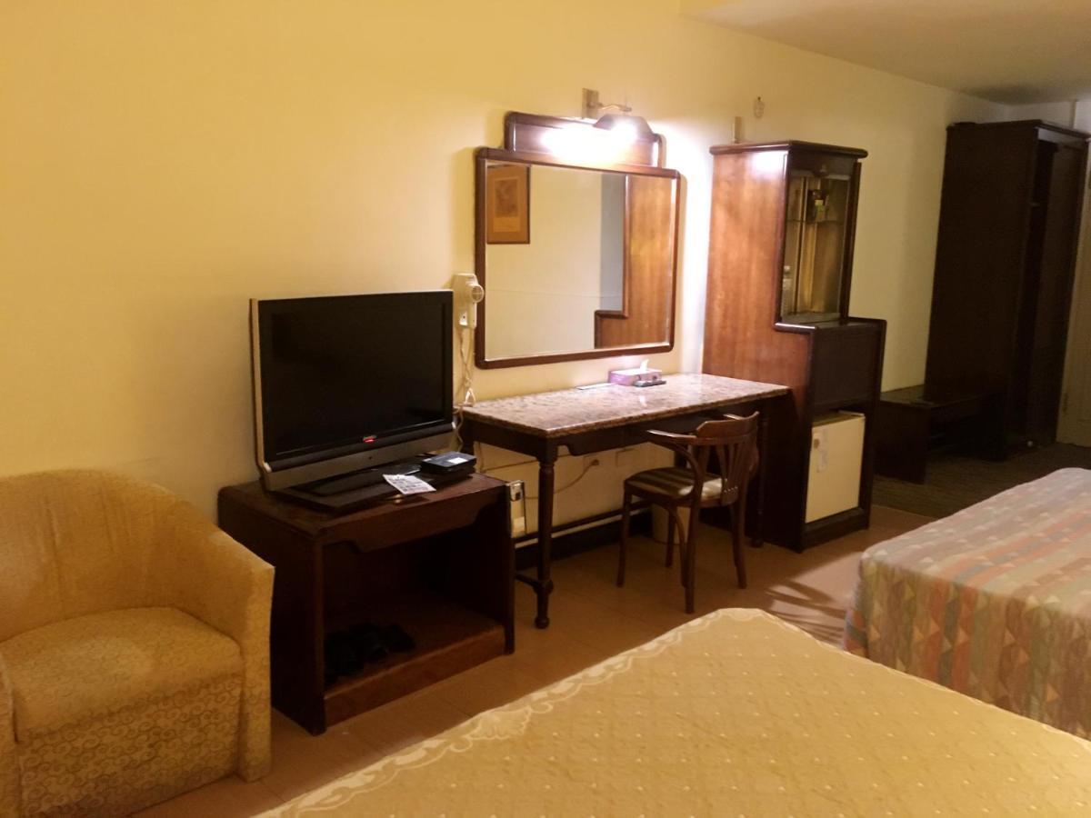Hotel 文南哥爸妻夫飯店 Tchaj-nan Exteriér fotografie